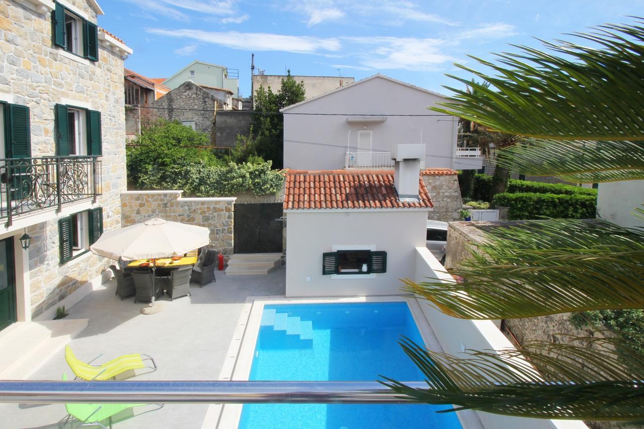 Villa Filipetti With Heated Pool Makarska Kültér fotó