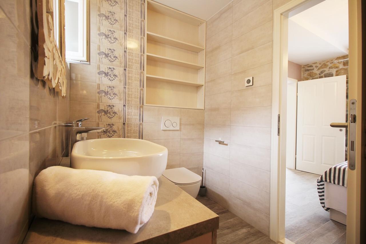 Villa Filipetti With Heated Pool Makarska Kültér fotó