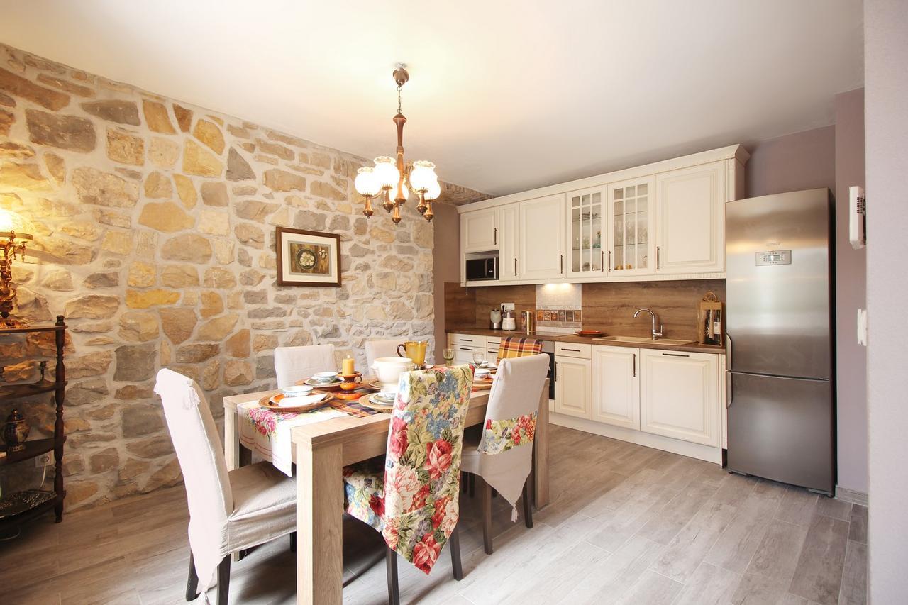 Villa Filipetti With Heated Pool Makarska Kültér fotó